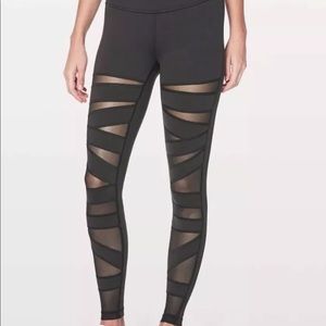 Lululemon wunder under high tech mesh leggings